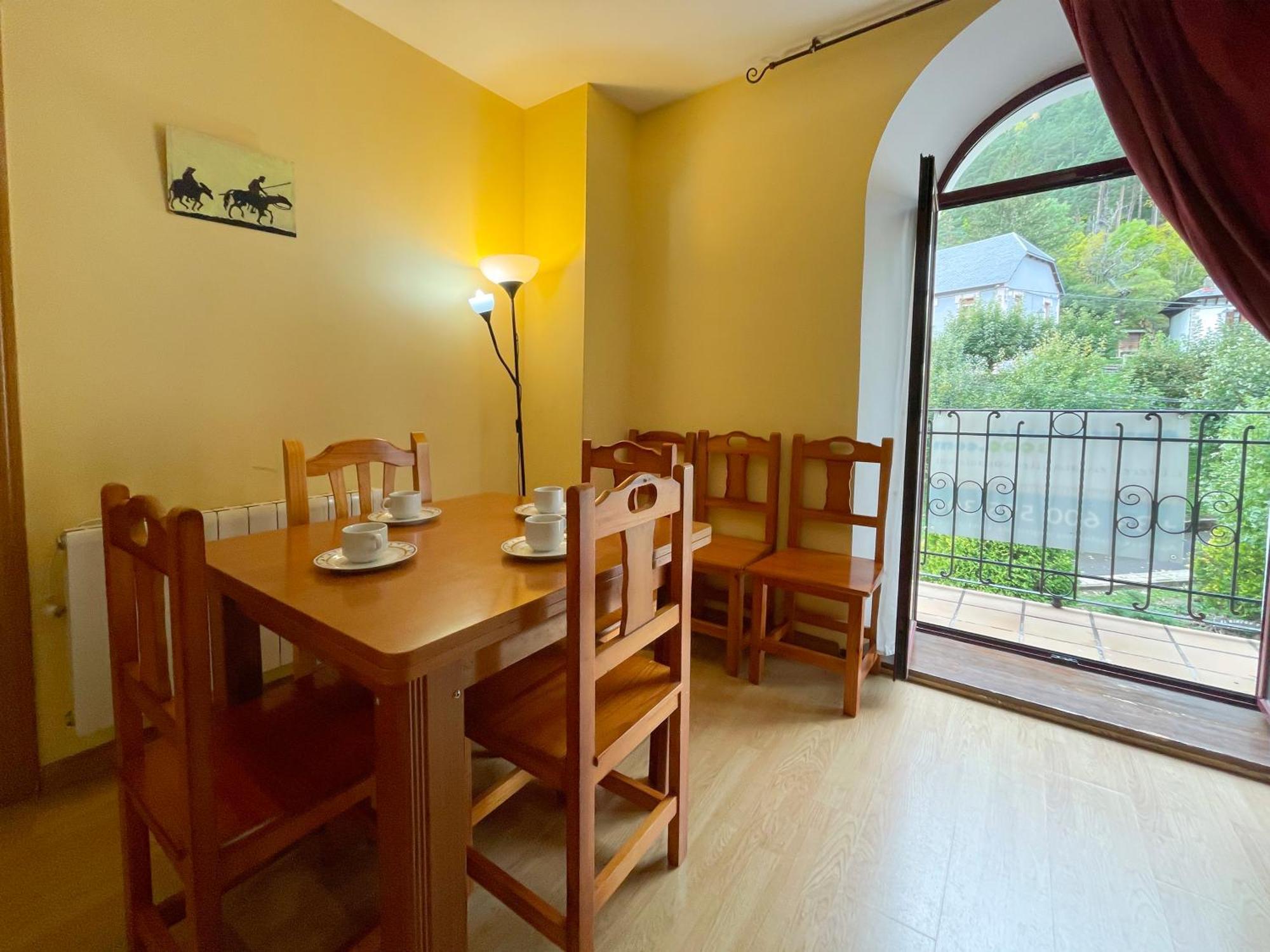 Apartamentos Canfranc 3000 Exterior foto